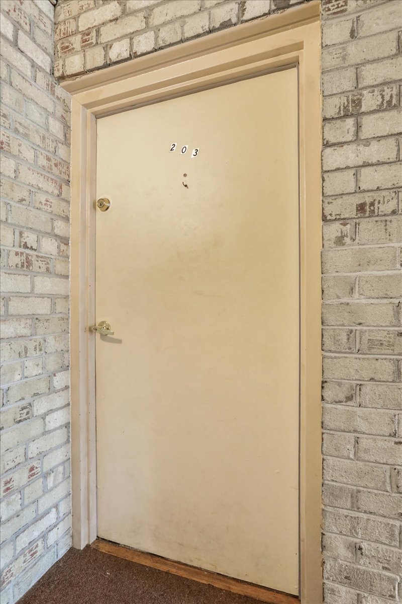620 6th Avenue - Unit 203